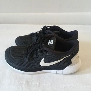 Nike Free 5.0 Running Shoes Black White